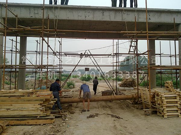 蒼龍街大牌樓施工現場(chǎng) (7)