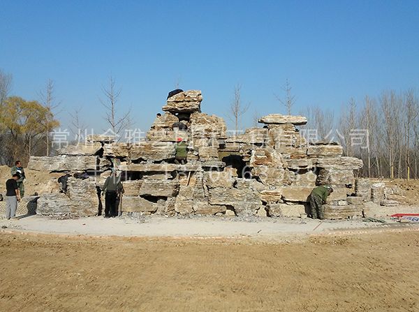 景觀(guān)假山施工現場(chǎng) (13)