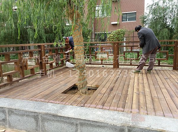 垂釣平臺施工現場(chǎng) (1)