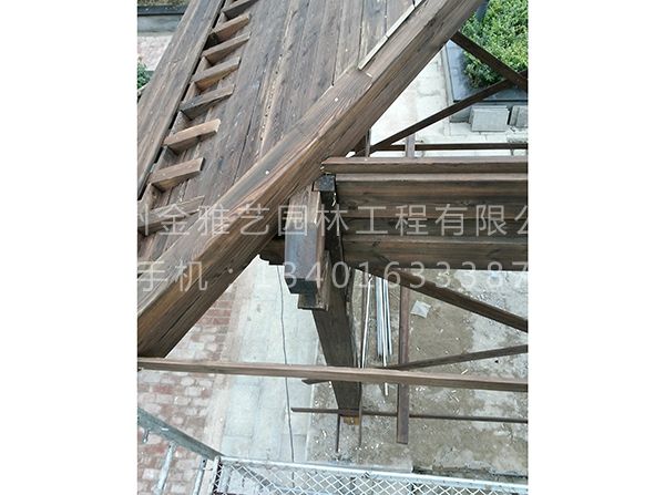 防腐木古建亭施工現場(chǎng) (3)